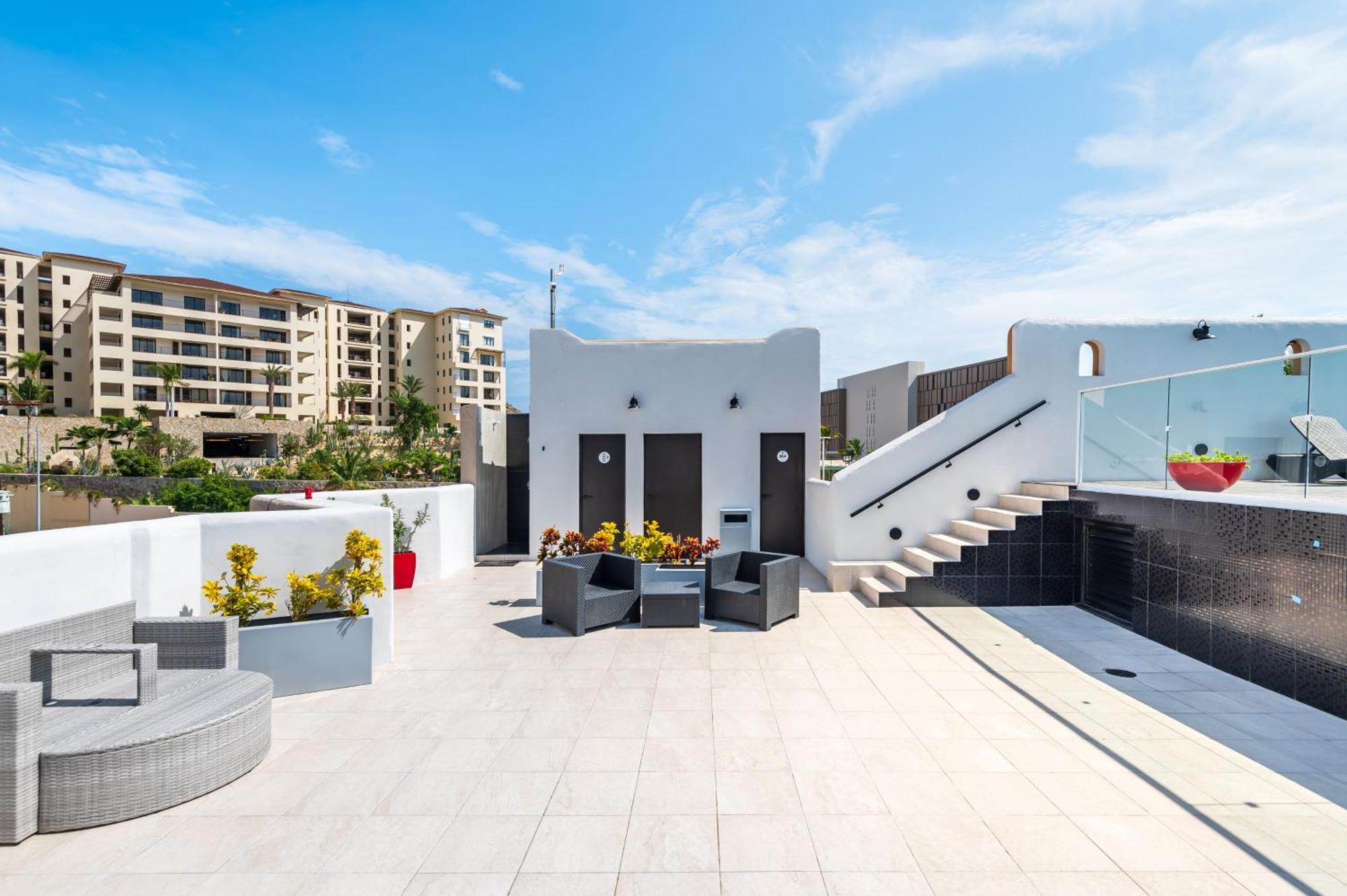 Marina Cabo Plaza Town & Beach Condos Кабо Сан Лукас Екстериор снимка