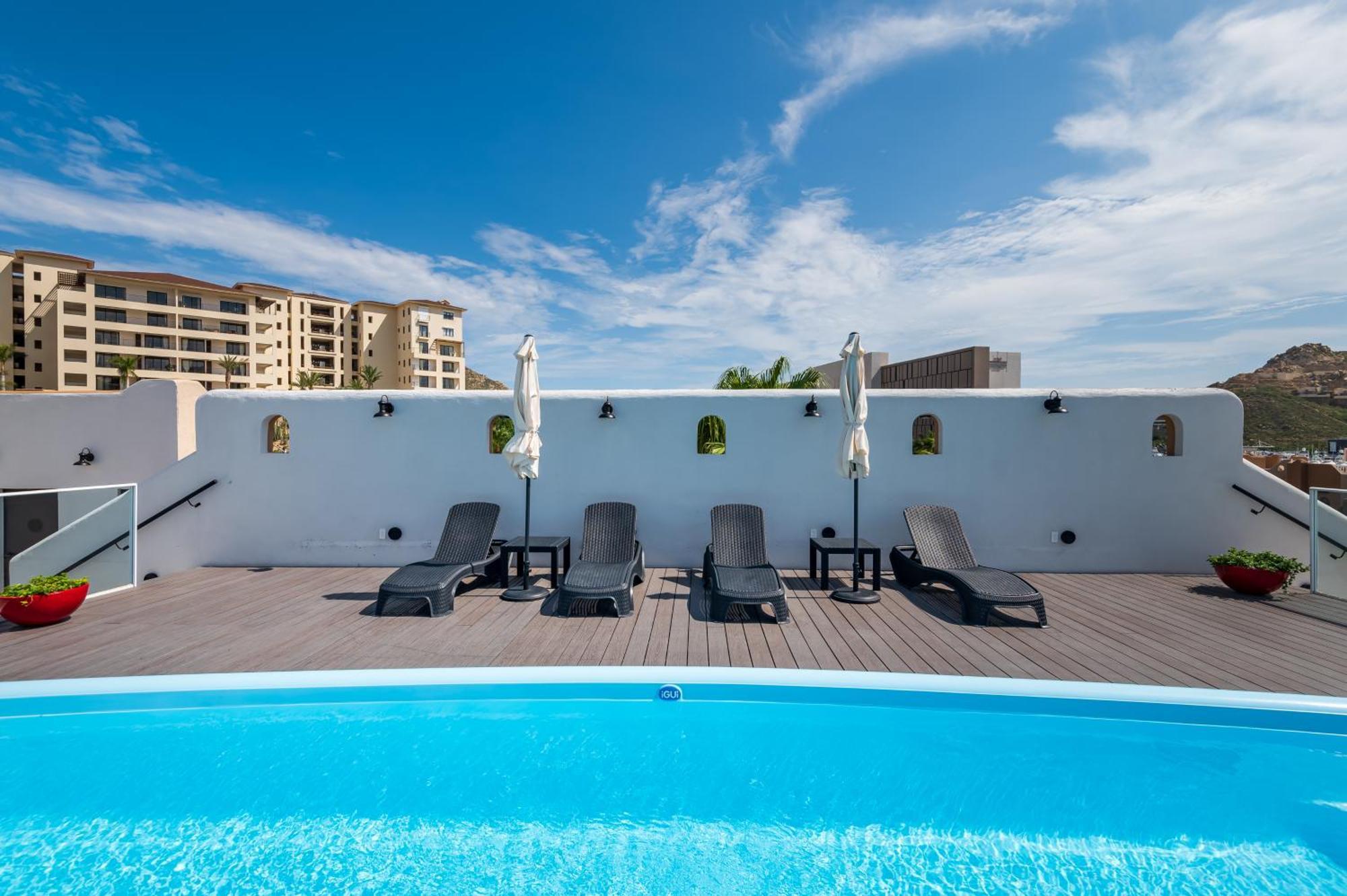 Marina Cabo Plaza Town & Beach Condos Кабо Сан Лукас Екстериор снимка