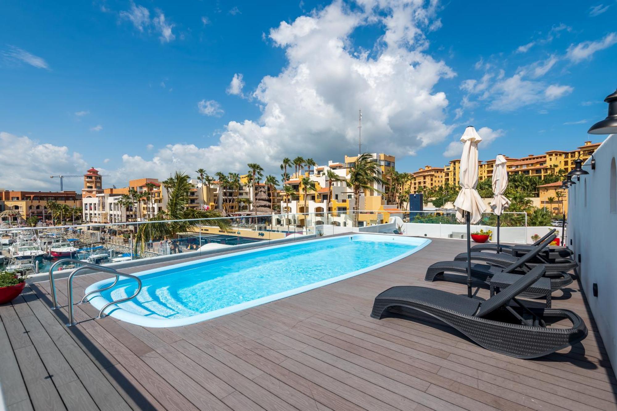Marina Cabo Plaza Town & Beach Condos Кабо Сан Лукас Екстериор снимка