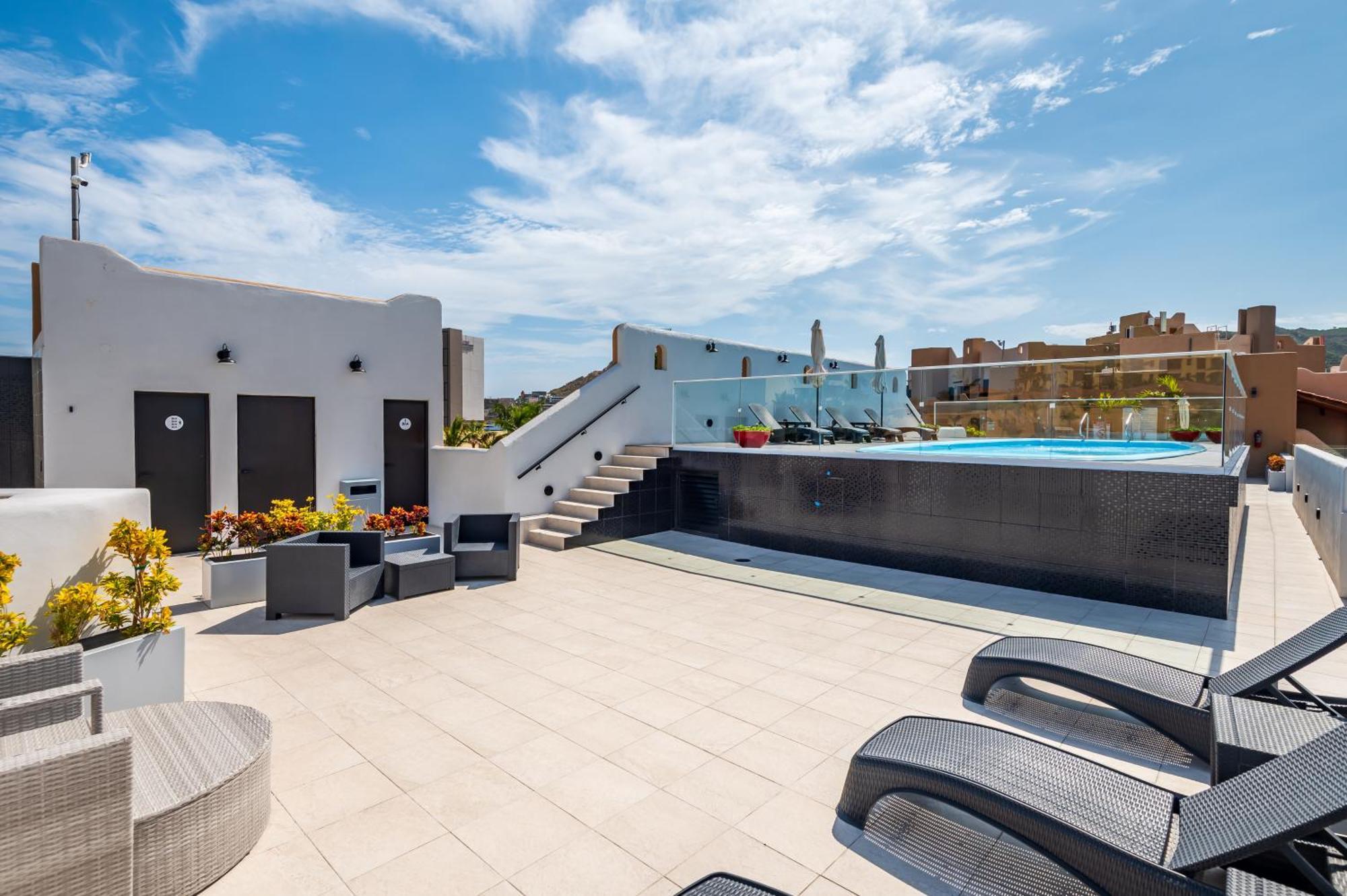 Marina Cabo Plaza Town & Beach Condos Кабо Сан Лукас Екстериор снимка