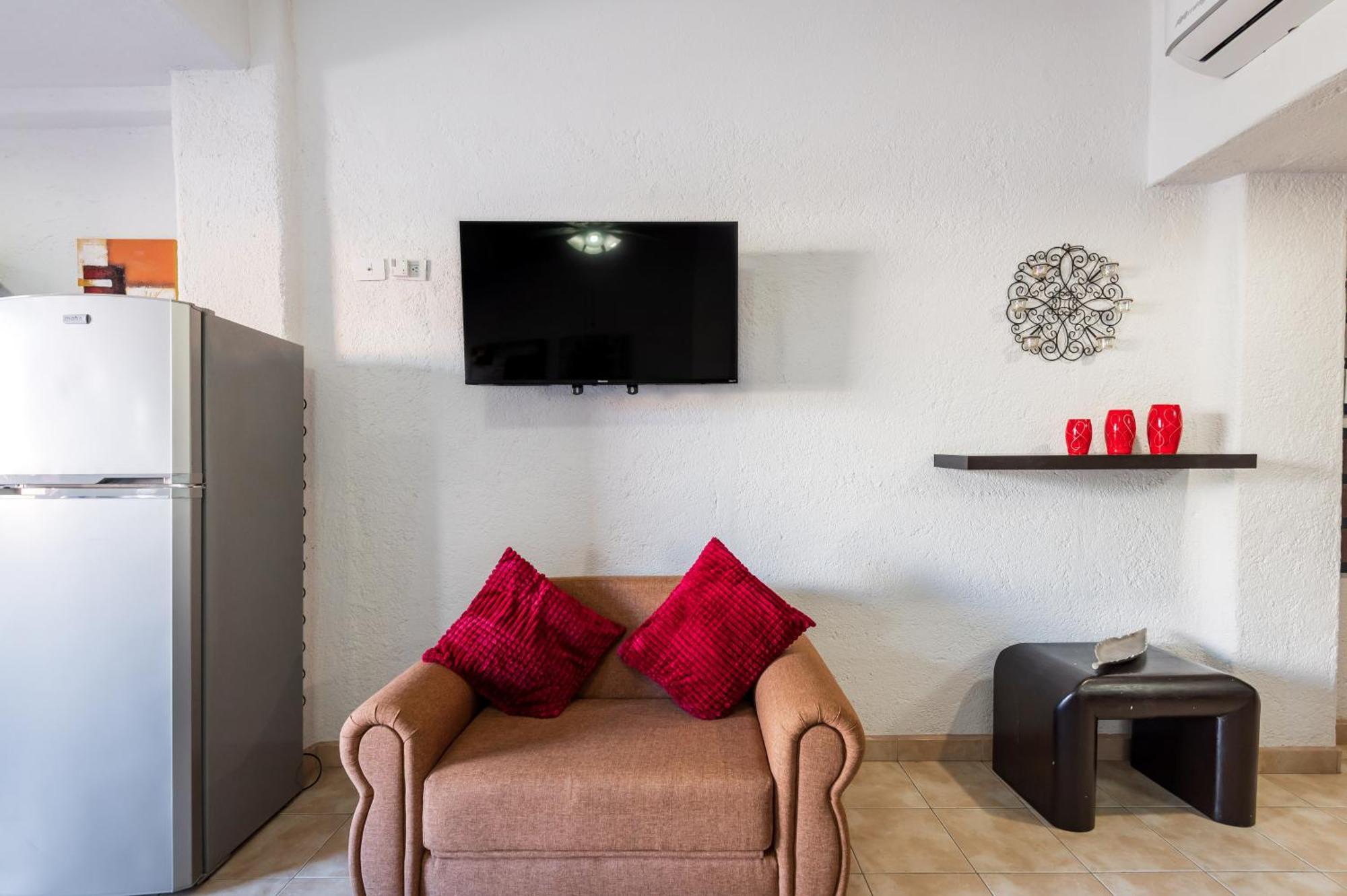 Marina Cabo Plaza Town & Beach Condos Кабо Сан Лукас Екстериор снимка